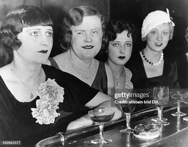 Germany, Berlin-Schoeneberg: TRANSVESTITES. Men dressed as women at the Eldorado nightclub on Motzstrasse, 1929- Photographer: Herbert Hoffmann
