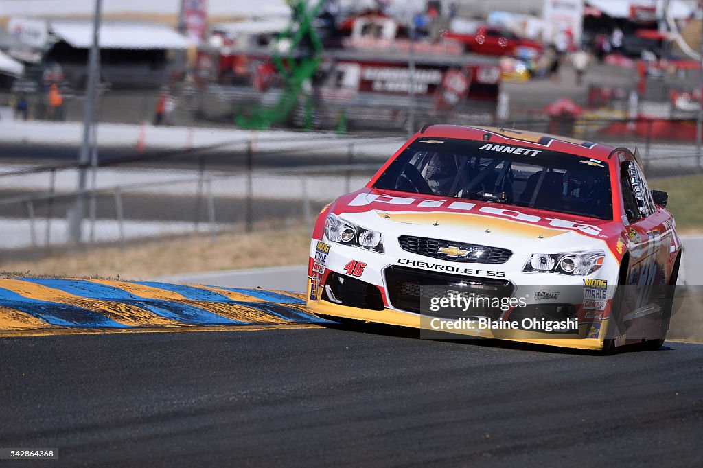 NASCAR Sprint Cup Series Toyota/Save Mart 350 - Practice