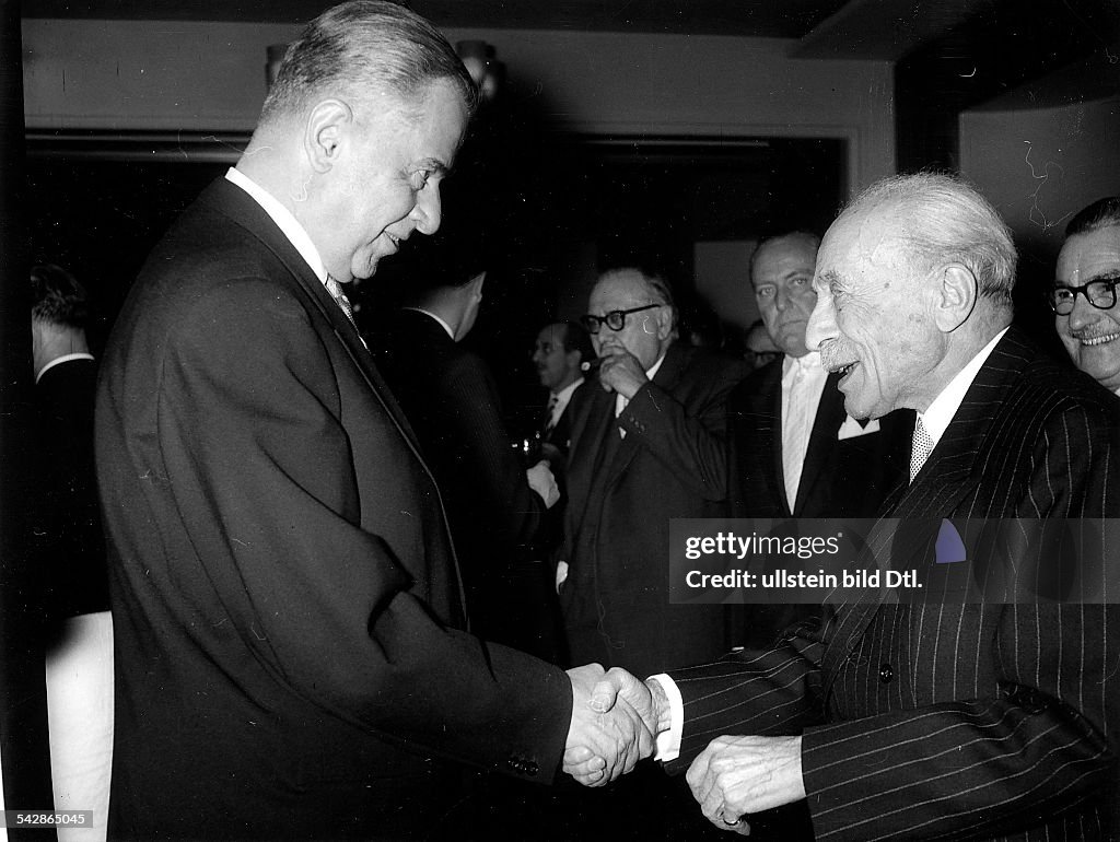 Ehrung für Ernst R. Strunk anlässlichseines 60 Geburtstags: Rudolf ...