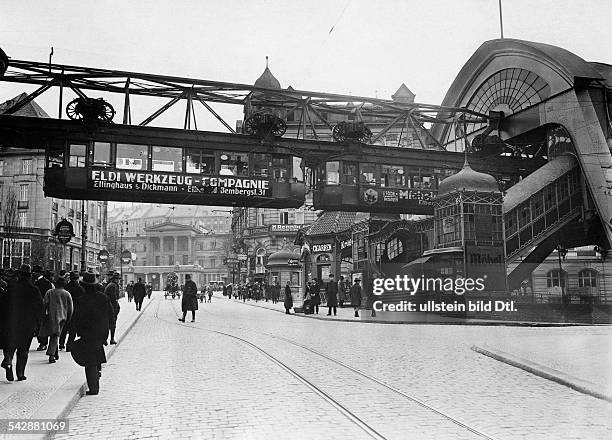 Germany, cable railway in Wuppertal: station in Elberfeld, 1923