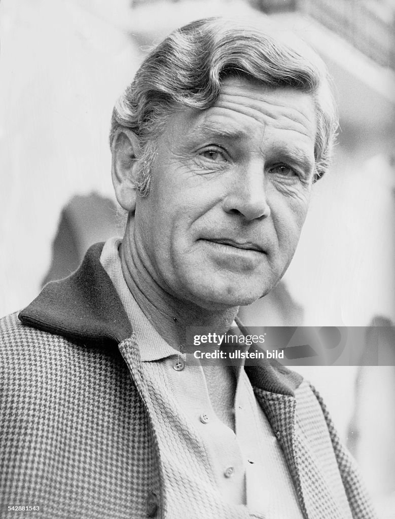 Anthony Steel Ripper Der britische Schauspieler Anthony Steel. Aufgenommen um 1969. News ...