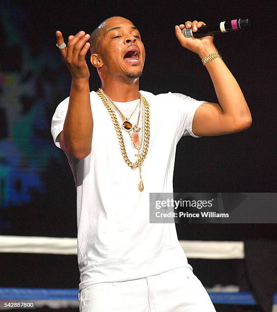 Performs at Birthday Bash ATL The Heavyweights of HIP HOP Live in Concert at Philips Arena on June 18, 2016 in Atlanta, Georgia.