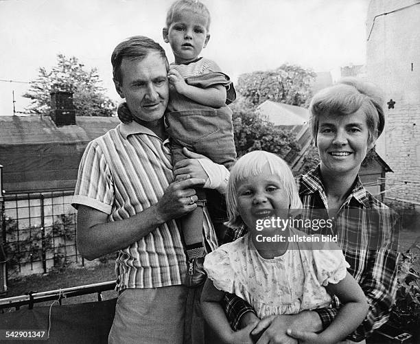 Familie mit zwei Kindern1968