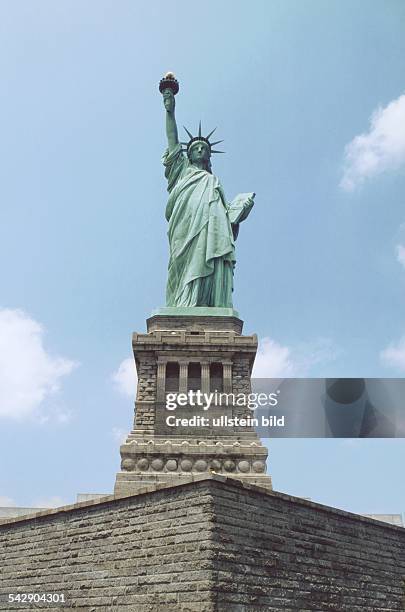 Die Freiheitsstatue in New York: Schöpfer der Statue of Liberty war der Bildhauer Frédéric Auguste Bartholdi aus Colmar. Die im äußersten Süden...