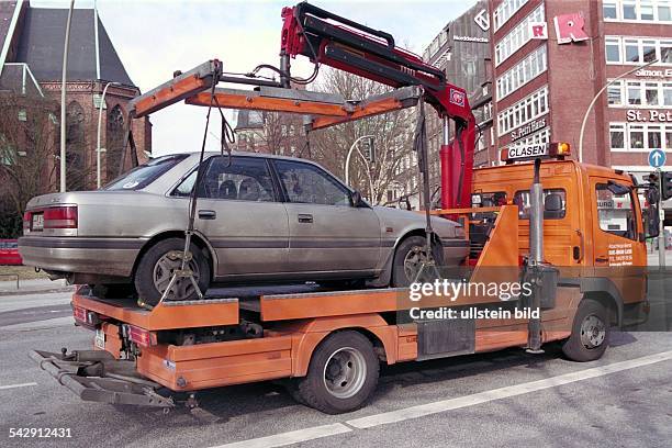 Abschleppwagen, Abschleppen, Falschparker, Falschparken, Parksünder