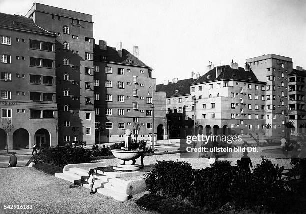 Siedlungsbau - Matteottihof am Gürtel im II. BezirkAussenansicht 1931