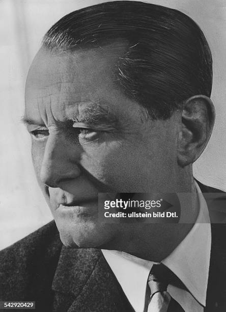 Dr. Walter E. Boveri*06.12.1894-1972+Unternehmer, Schweiz- Präsident des Verwaltungsrates der AG Brown, Boveri & Cie in Baden Portrait