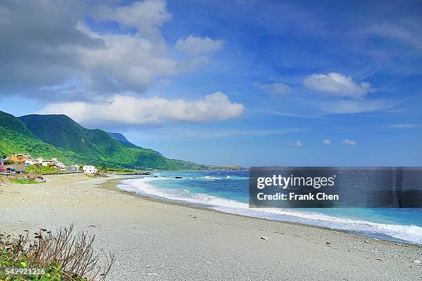 the island of lanyu - lanyu taiwan stock pictures, royalty-free photos & images