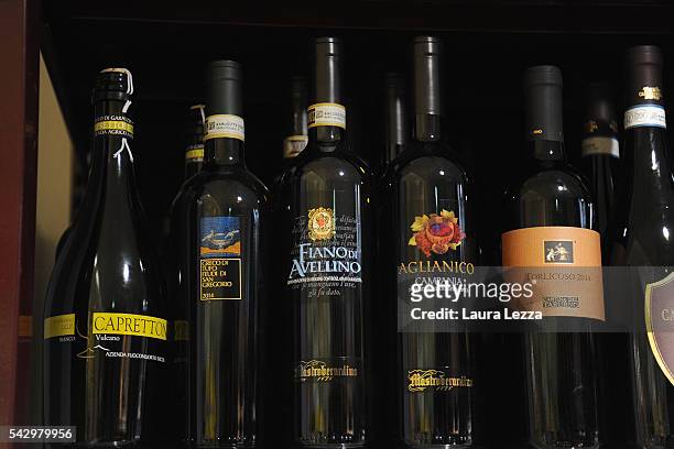 Some bottles of Italian wine that like other Italian products could become more expensive or difficult to find for England after the Brexit...