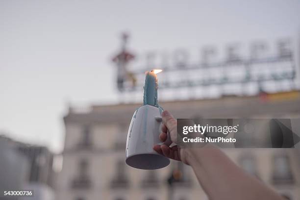 Hundreds of people of different nationalities gathered in the Plaza de Callao, Madrid on June 23, June 2016 to show solidarity with the teachers of...