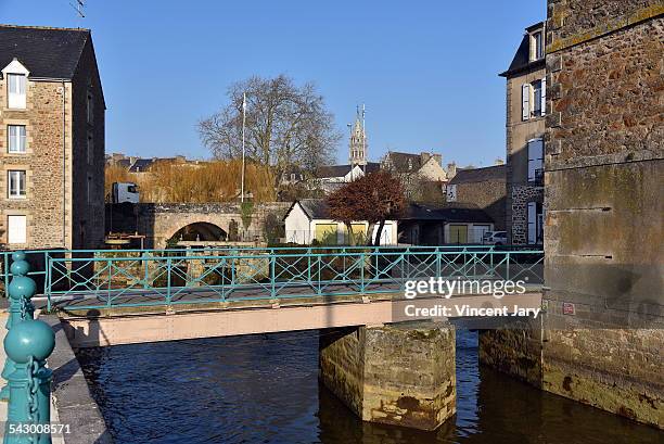 plancoet bridge with arguenon river - drain camera stock pictures, royalty-free photos & images