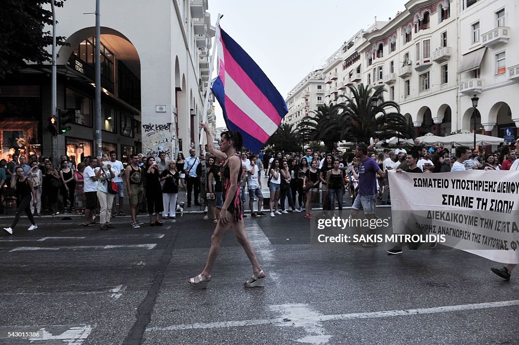 GREECE-SOCIAL-GAY-PRIDE-MARC
