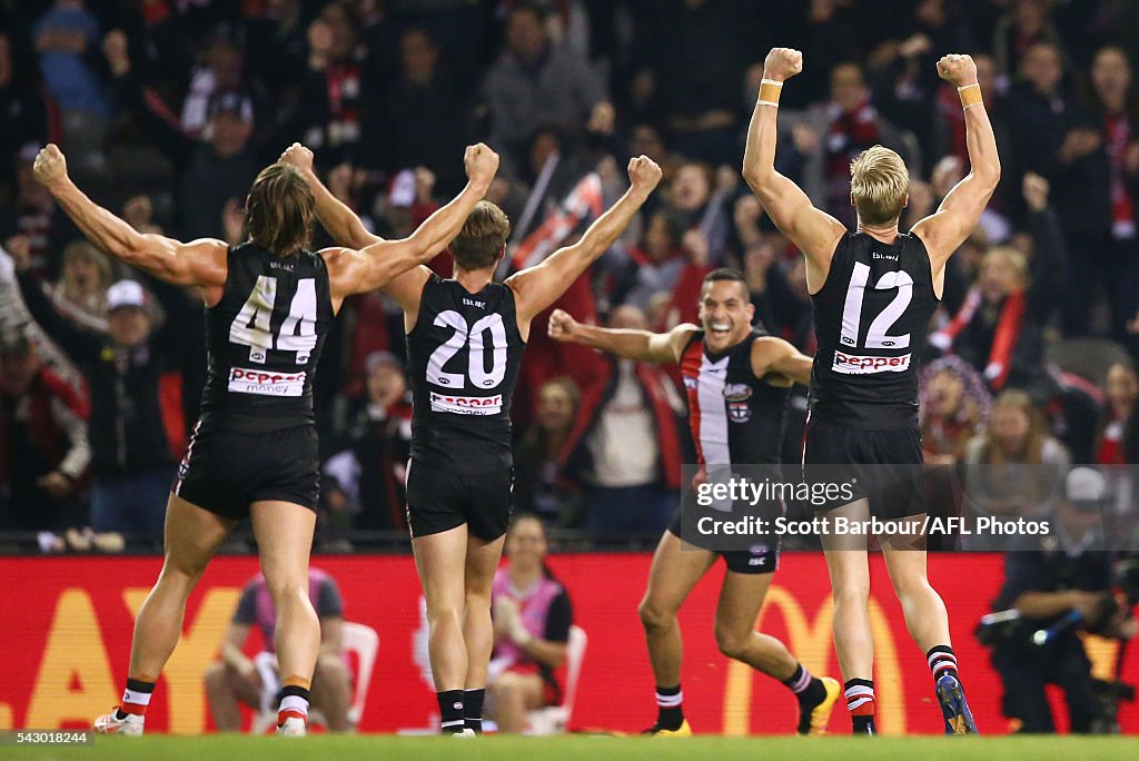 AFL Rd 14 - St Kilda v Geelong