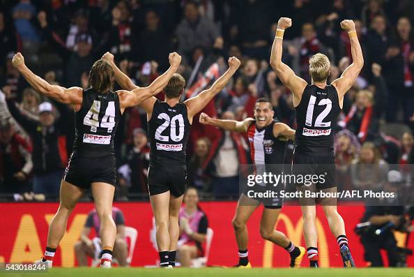 AFL Rd 14 - St Kilda v Geelong AFL Rd 14 - St Kilda v Geelong