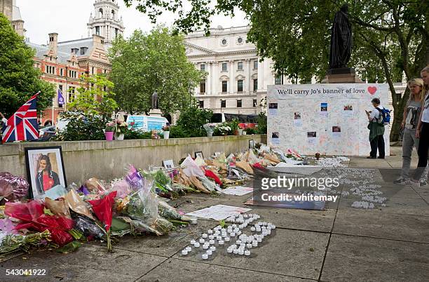 in memory of jo cox mp - mourning candles stock pictures, royalty-free photos & images