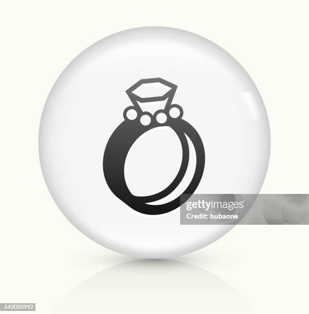 hochzeitsringe symbol auf weißer runder vektor knopf - engagement ring stock-grafiken, -clipart, -cartoons und -symbole