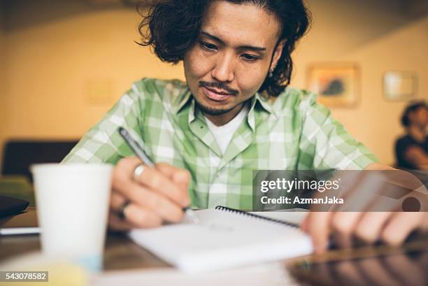 Trailing Writing 129 Writing Trailing Stock Photos, High-Res Pictures, and Images ...
