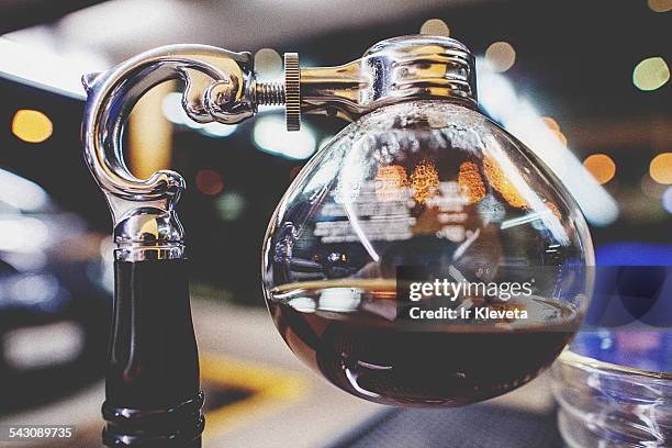 siphon coffee - siphon stock pictures, royalty-free photos & images