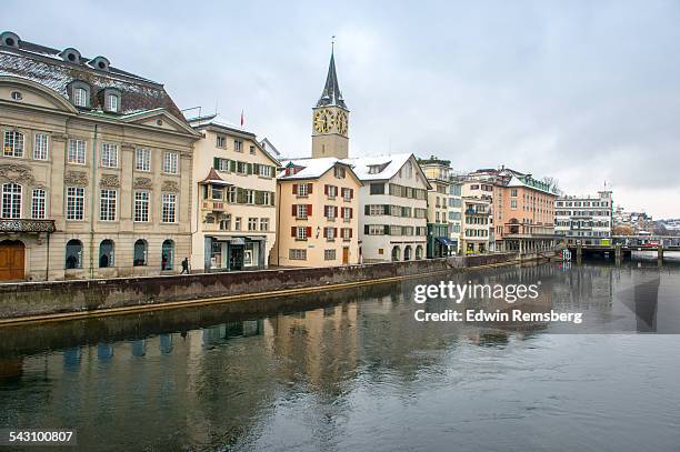 buildings lining limmat river - zurich winter stock pictures, royalty-free photos & images