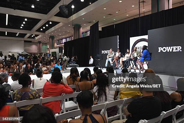 Actors Rotimi Akinosho, Naturi Naughton, Lela Loren, Omari Hardwick and Kelley L. Carter attend the Fashion & Beauty TOAST TO SUCCESS PANEL & Meet...