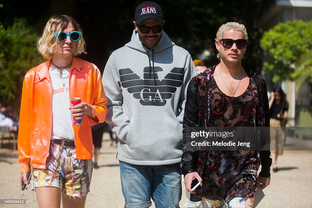Street Style - Paris Fashion Week - Menswear Spring/Summer 2017 : Day Four