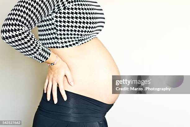 pregnancy - surrogacy stock pictures, royalty-free photos & images