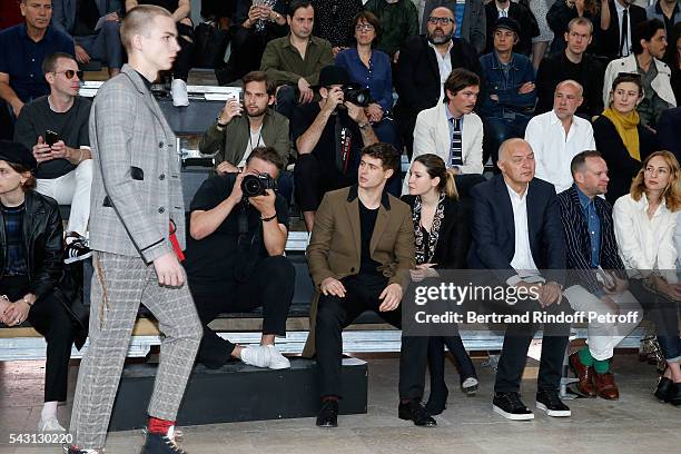 Son of Jeremy Irons, Max Irons and his companion Sophie Pera attend the Lanvin Menswear Spring/Summer 2017 show as part of Paris Fashion Week on June...