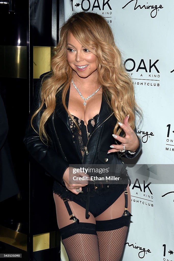 Mariah Carey Debuts DJ Set At 1 OAK Nightclub At The Mirage