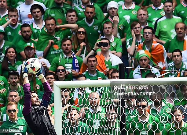 France's goalkeeper Hugo Lloris catches the ball during the Euro 2016 round of 16 football match between France and Republic of Ireland at the Parc...