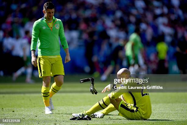 Darren Randolph of Republic of Ireland shows his dejection after his team's 1-2 defeat in the UEFA EURO 2016 round of 16 match between France and...