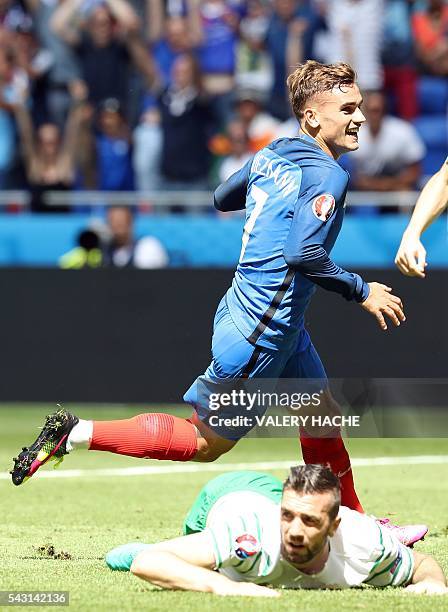 France's forward Antoine Griezmann celebrates scoring a goal during the Euro 2016 round of 16 football match between France and Republic of Ireland...