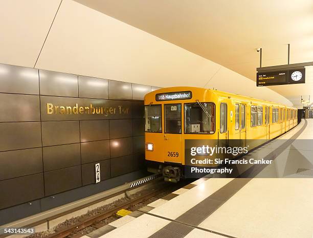 Wdo Station Berlin Brandenburger Tor Station Photos et images de collection - Getty ...