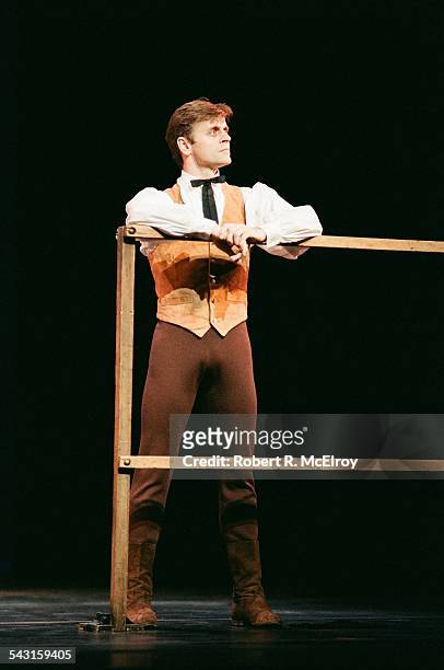 Russian-born American dancer Mikhail Baryshnikov performs in 'Appalachian Spring' at City Center, New York, New York, October 6, 1987.