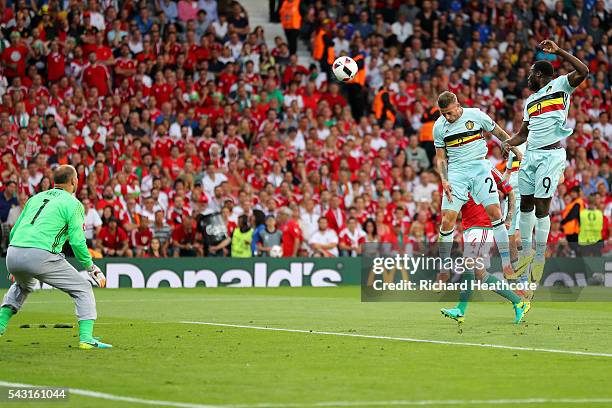 Toby Alderweireld of Belgium heads the ball to score the opening goal during the UEFA EURO 2016 round of 16 match between Hungary and Belgium at...