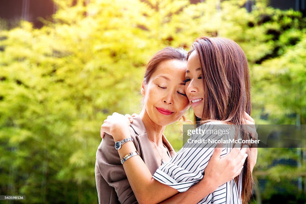 Emotional reunion between Japanese mother and daughter