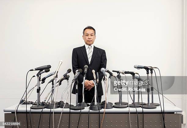 japanische geschäft pressekonferenz - global press conference stock-fotos und bilder