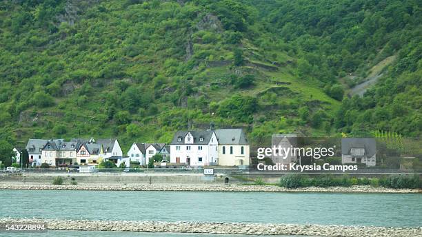 village at east side of rhine river, germany - high section stock pictures, royalty-free photos & images