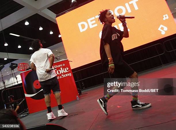 Che Rapper Performance 61 Detroit Che Stock Photos, High-Res Pictures, and Images - Getty Images