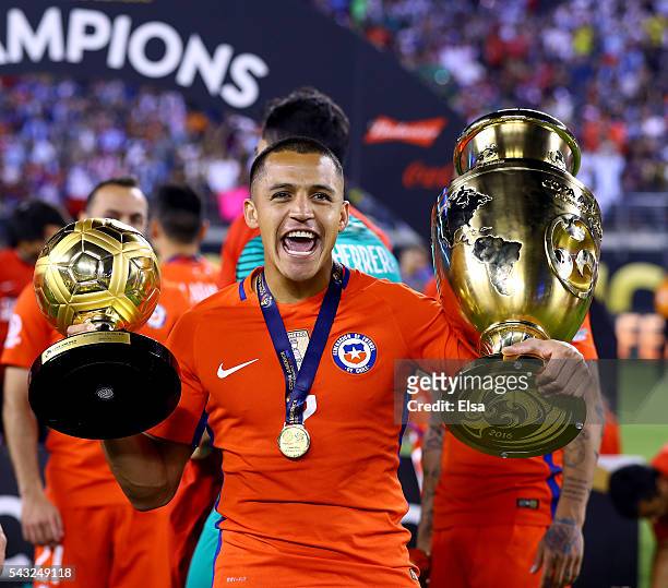 Alexis Sanchez of Chile celebrates the win over Argentina during the Copa America Centenario Championship match at MetLife Stadium on June 26, 2016...
