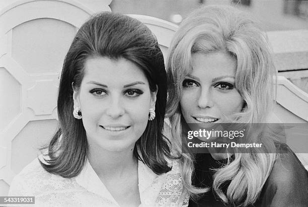 American singer and actress Nancy Sinatra with her sister Tina Sinatra, 8th May 1967.