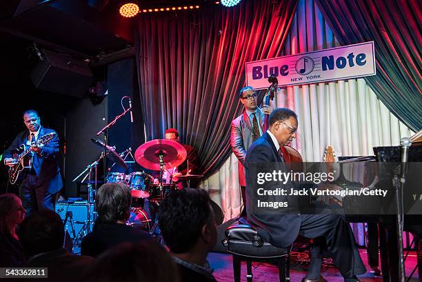 Henry Ramsay Singer Henry Lewis (Musician) Photos and Premium High Res Pictures - Getty Images