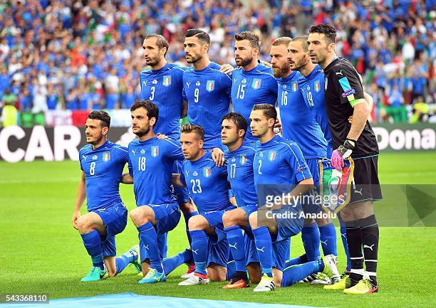 Players of Italy pose for a photograph prior to the UEFA Euro 2016 round of 16 football match between Italy and Spain at Stade de France in Paris,...