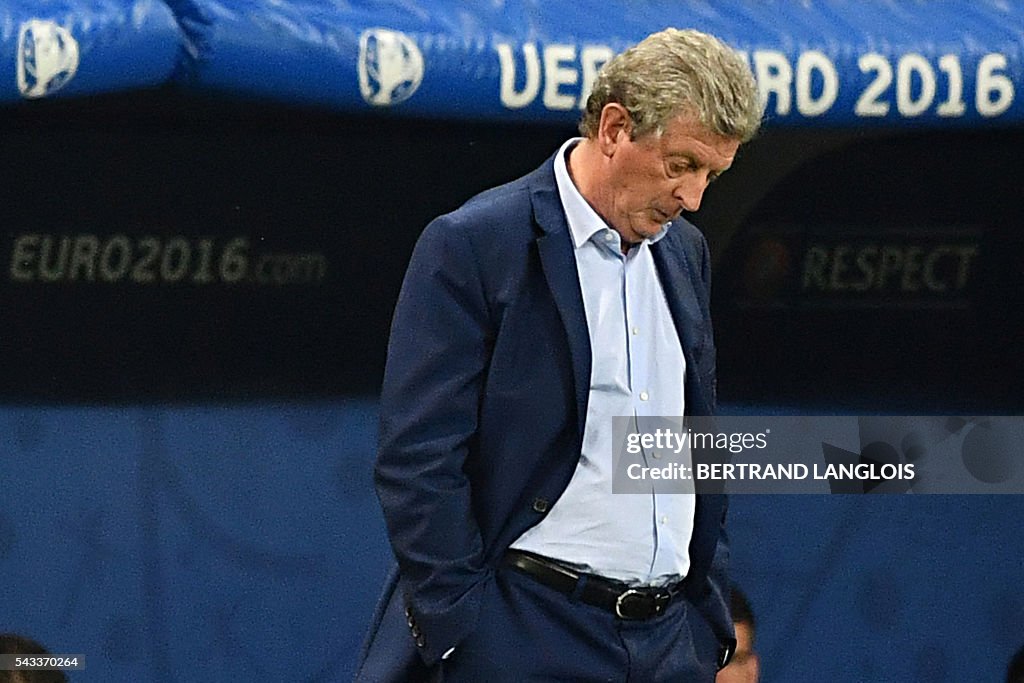 TOPSHOT-FBL-EURO-2016-MATCH44-ENG-ISL