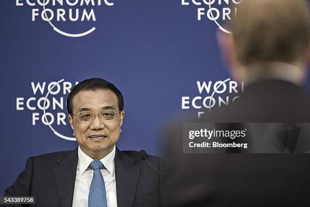 Li Keqiang, China's premier, speaks during a meeting with business leaders at the World Economic Forum Annual Meeting of the New Champions in...