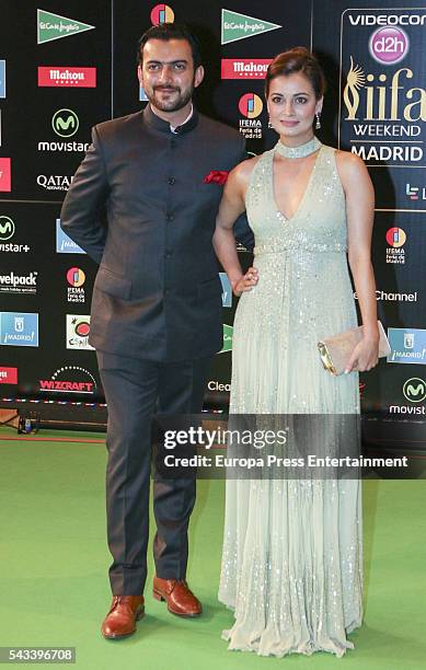 Guest attends IIFA Awards green carpet during the 17th edition of IIFA Awards, the International Indian Film Academy Awards, at Ifema on June 25,...