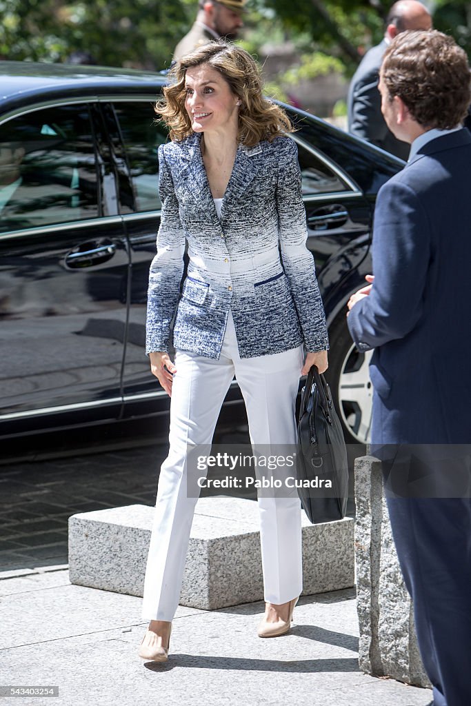 Queen Letizia Of Spain Attends 'Hambre Cero: Es Posible' Course