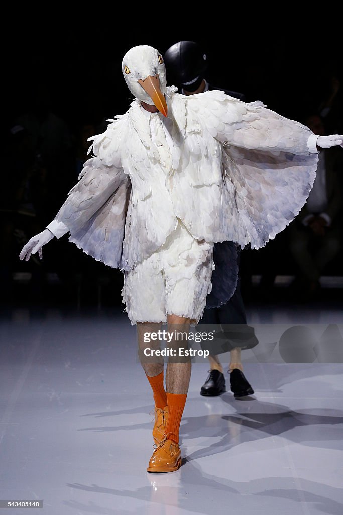 Thom Browne : Runway - Paris Fashion Week - Menswear Spring/Summer 2017