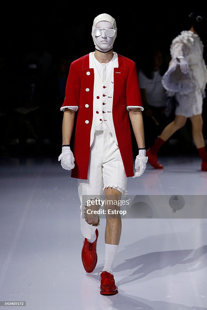 Thom Browne : Runway - Paris Fashion Week - Menswear Spring/Summer 2017