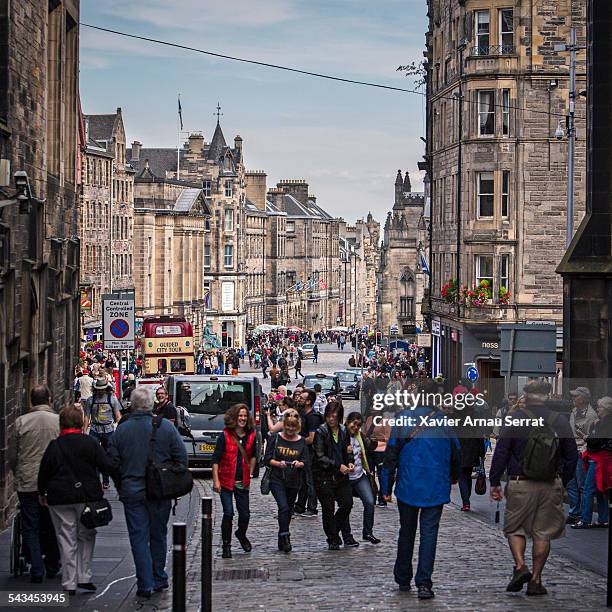 the royal mile - edinburgh old town stock pictures, royalty-free photos & images