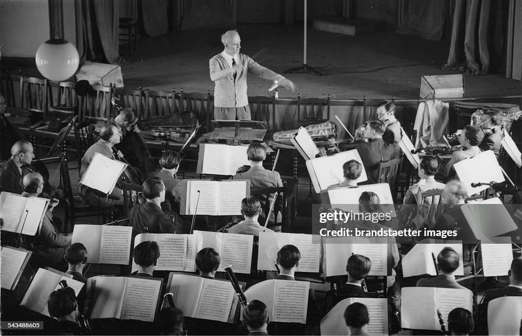 Wilhelm Furtwängler Conducts The Berlin Philharmonic